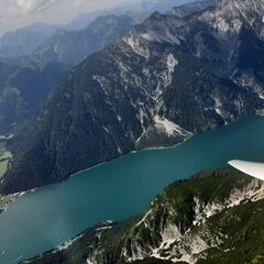 Flugwegposition um 12:14:17: Aufgenommen in der Nähe von Gemeinde Eben am Achensee, Österreich in 2234 Meter